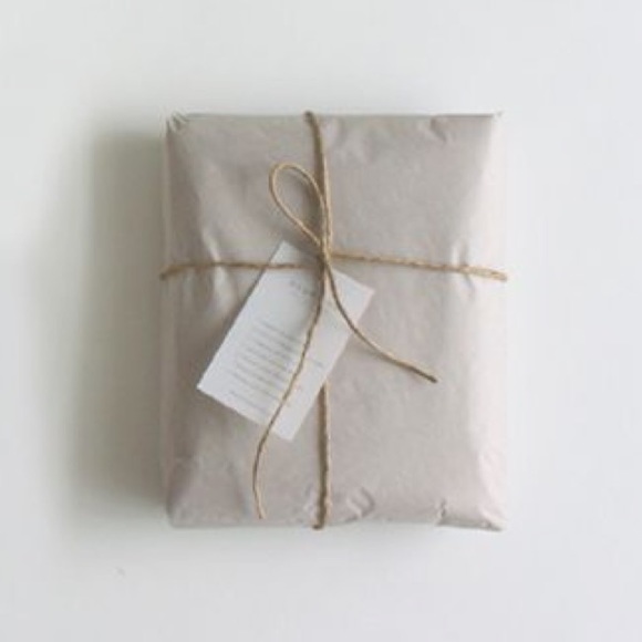 5/$50 Anthropologie Mix Bundle - Picture 3 of 3